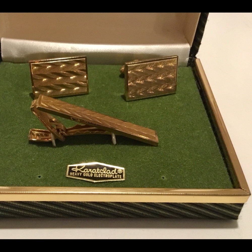 Vintage Simmons Karatclad heavy gold electroplated Cuff Links & Tie Clip